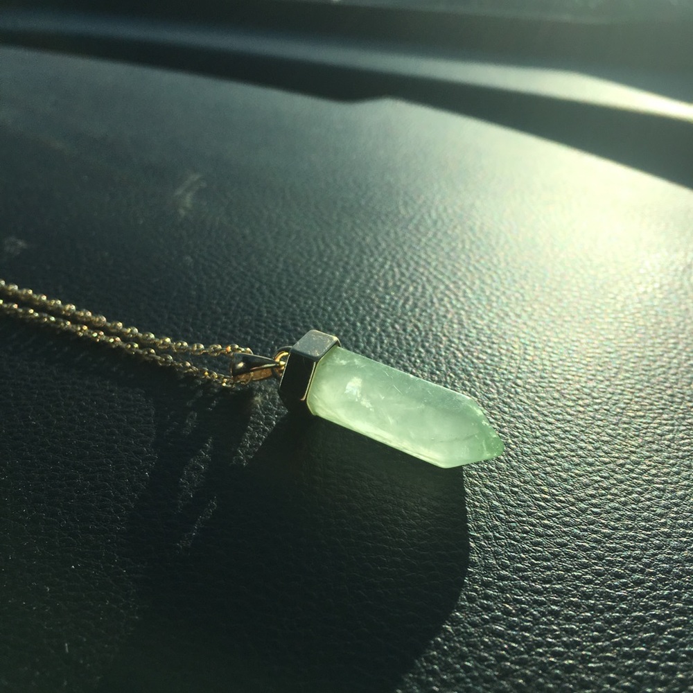 🌸Quartzite Point Necklace- NICKEL FREE - Picture 6 of 11